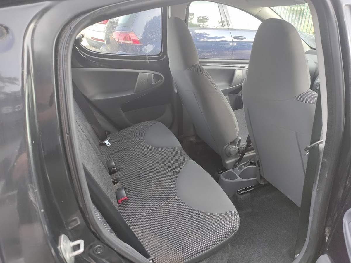 Peugeot 107 1.0 68 Trendy 5 PORTES