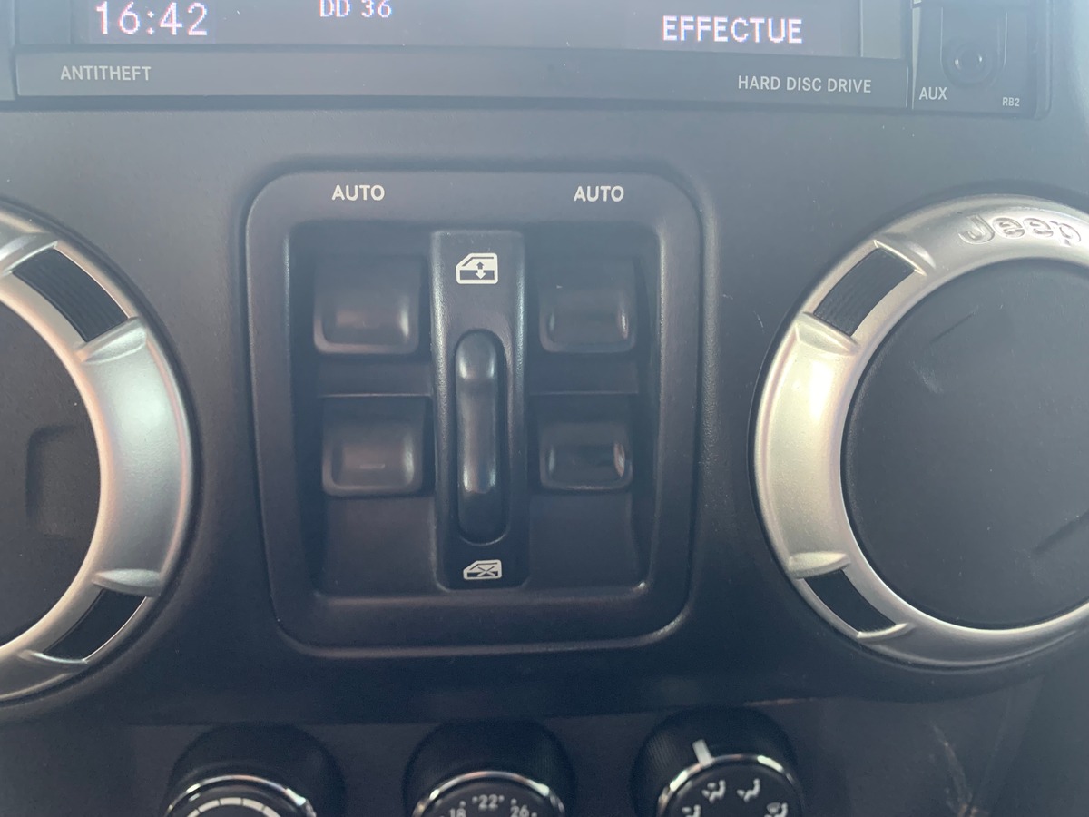 Jeep Wrangler Unlimited 284 ch | Equipé Ethanol | 5 Places | Climatisation | Radar | Climatisation