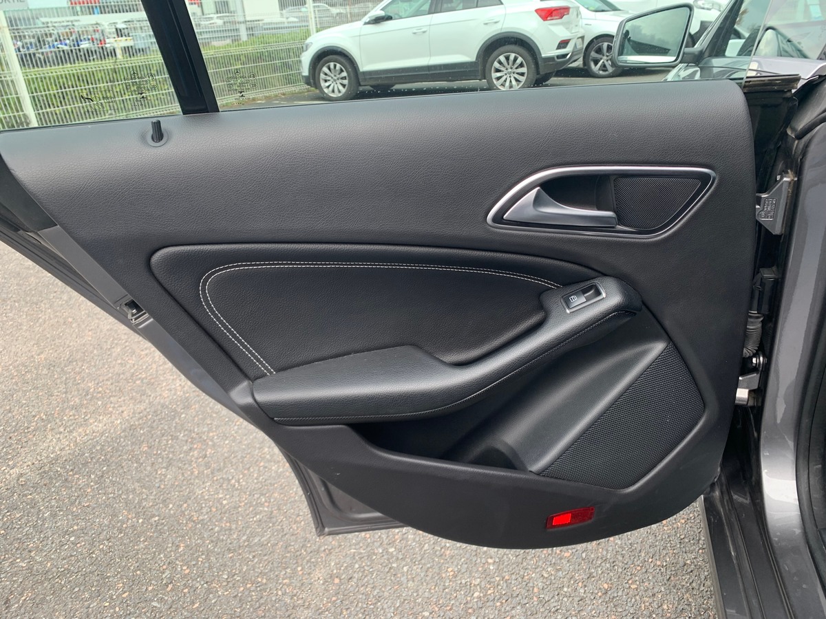 Mercedes-Benz CLA Shooting Brake 136 ch | Business Edition | Caméra de recul | Coffre électrique
