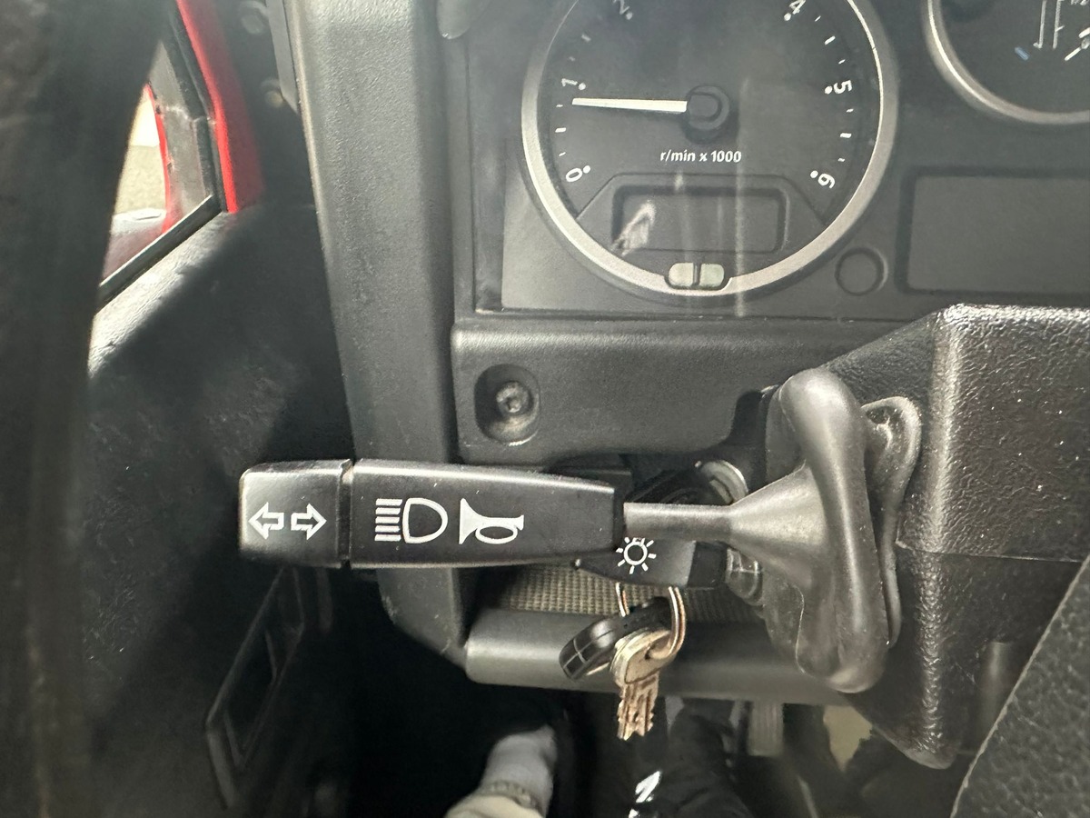 Land-Rover Defender 3 2.2 122 PICK UP MARK V