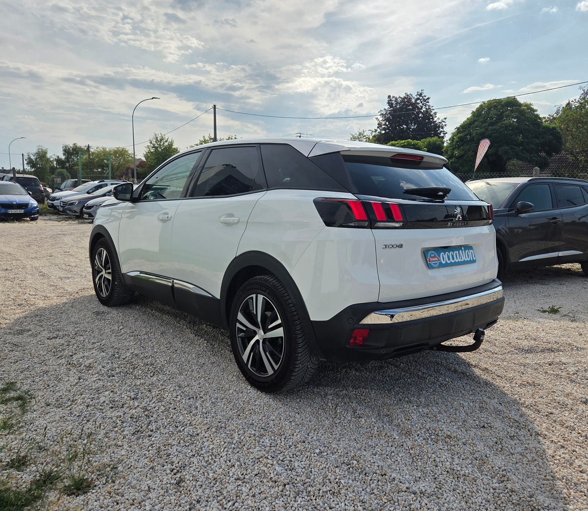 Peugeot 3008 1.6 BHDI 120 CV PACK ALLURE / 1*MAIN