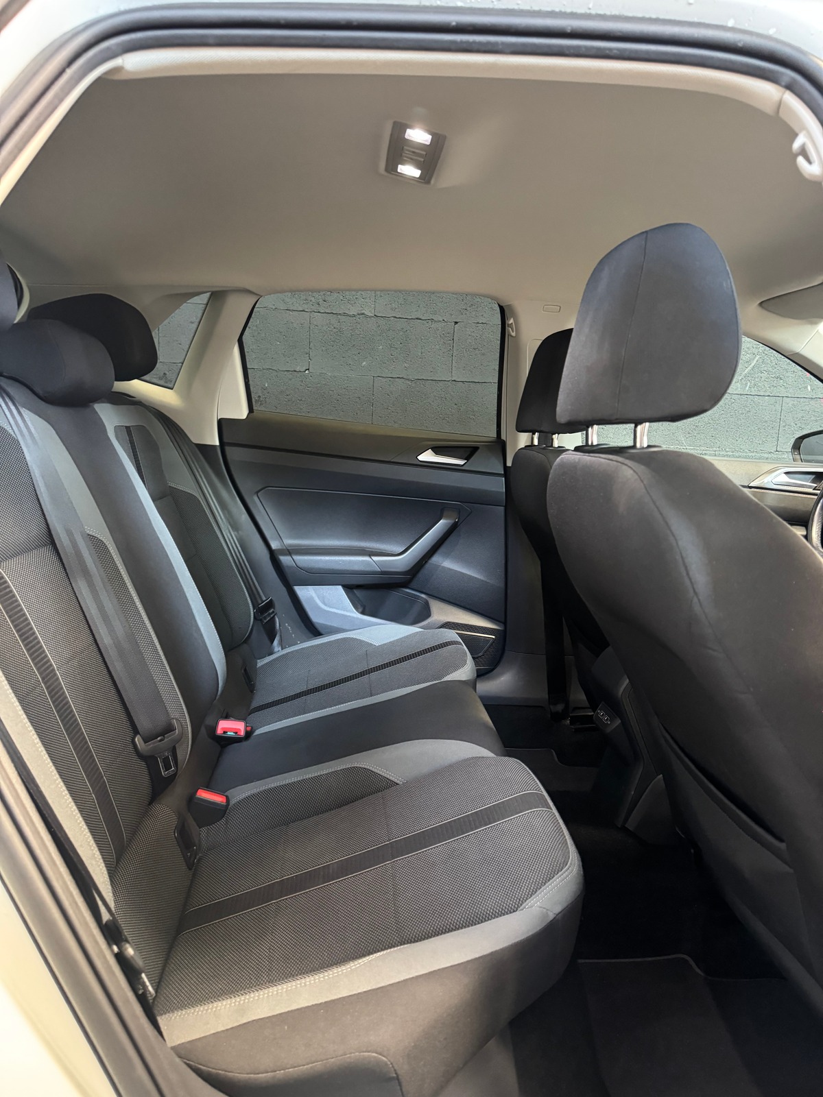 Volkswagen Polo VI 1.0 TSI 95 COPPER LINE 1ERE MAIN