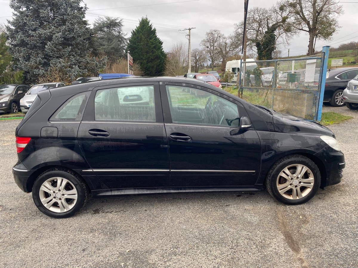Mercedes Benz CLASSE B b 180 cdi 2.0 110cv 3990 euro