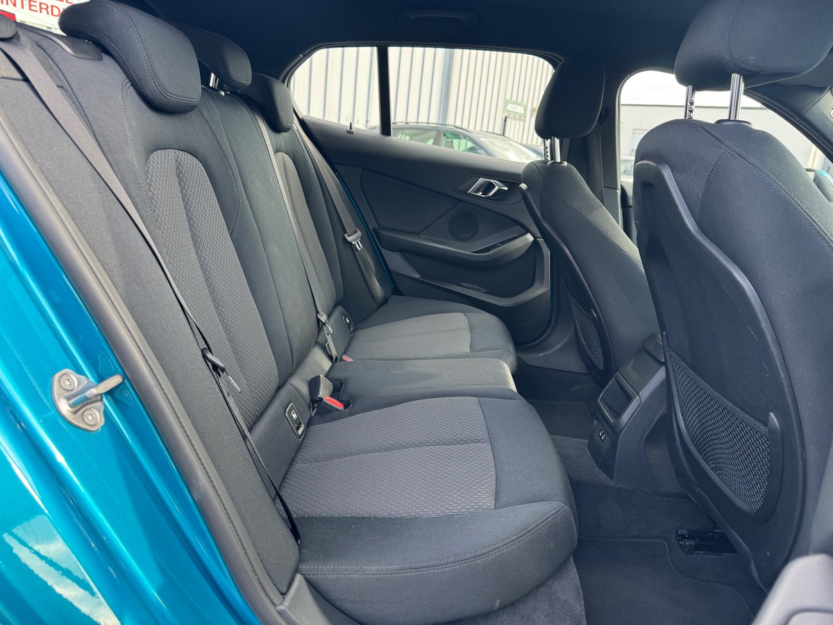 Bmw Série 1 118i BUSINESS DESIGN DKG7 / 1 ERE MAIN