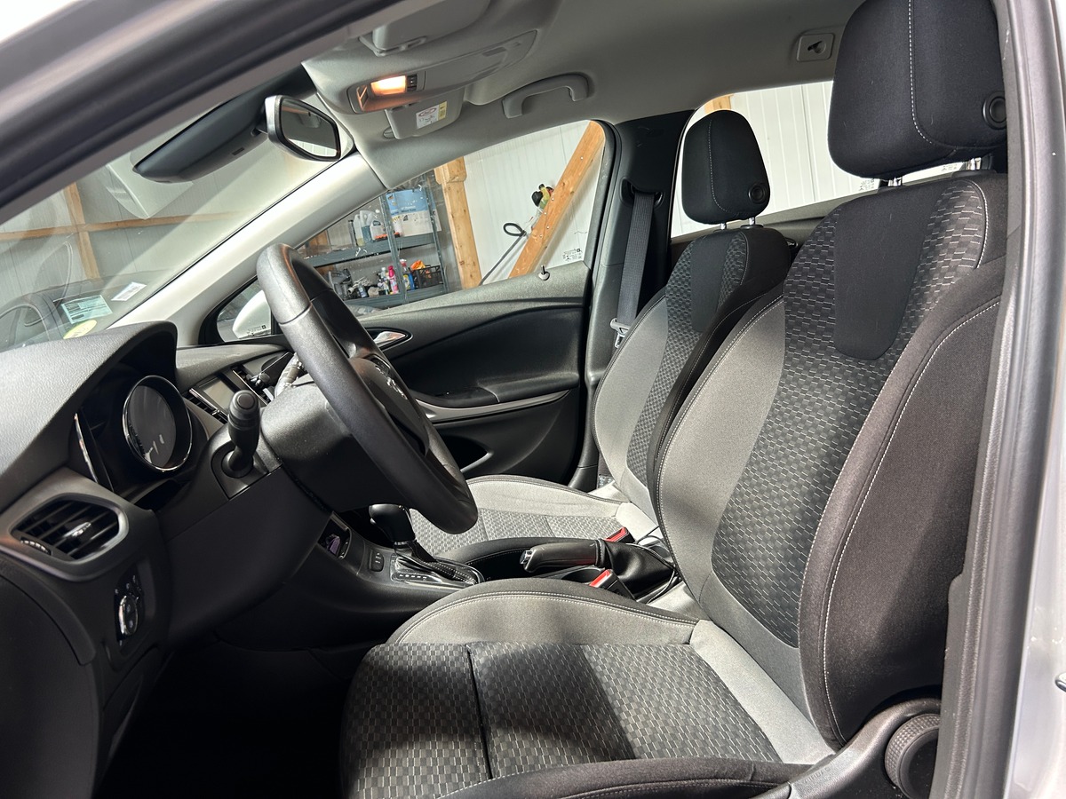Opel Astra Sports Tourer - Vidange Ok - GARANTIE