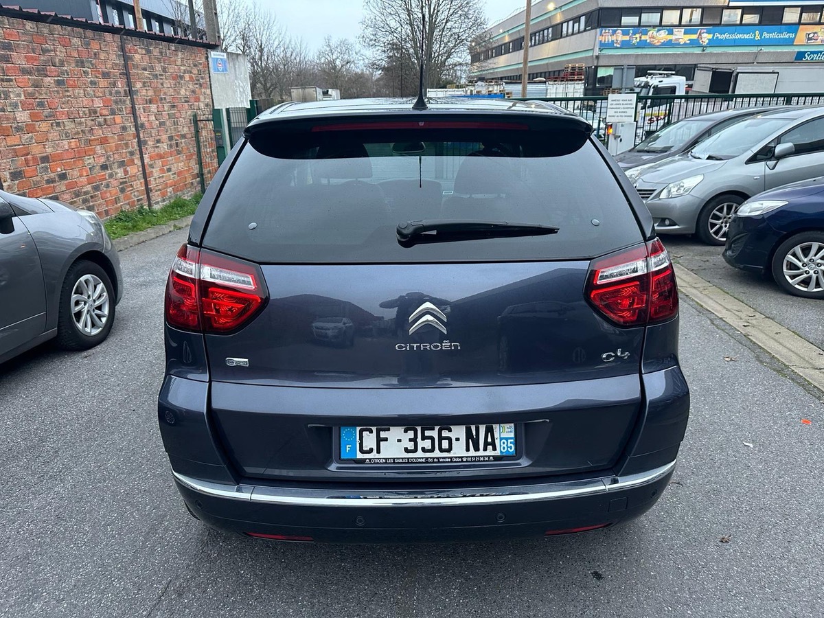 Citroën C4 Picasso 1.6 e-HDI 112 CV 1er mains exclusives  4XCBLeut