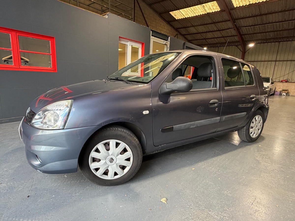 RENAULT Clio Campus