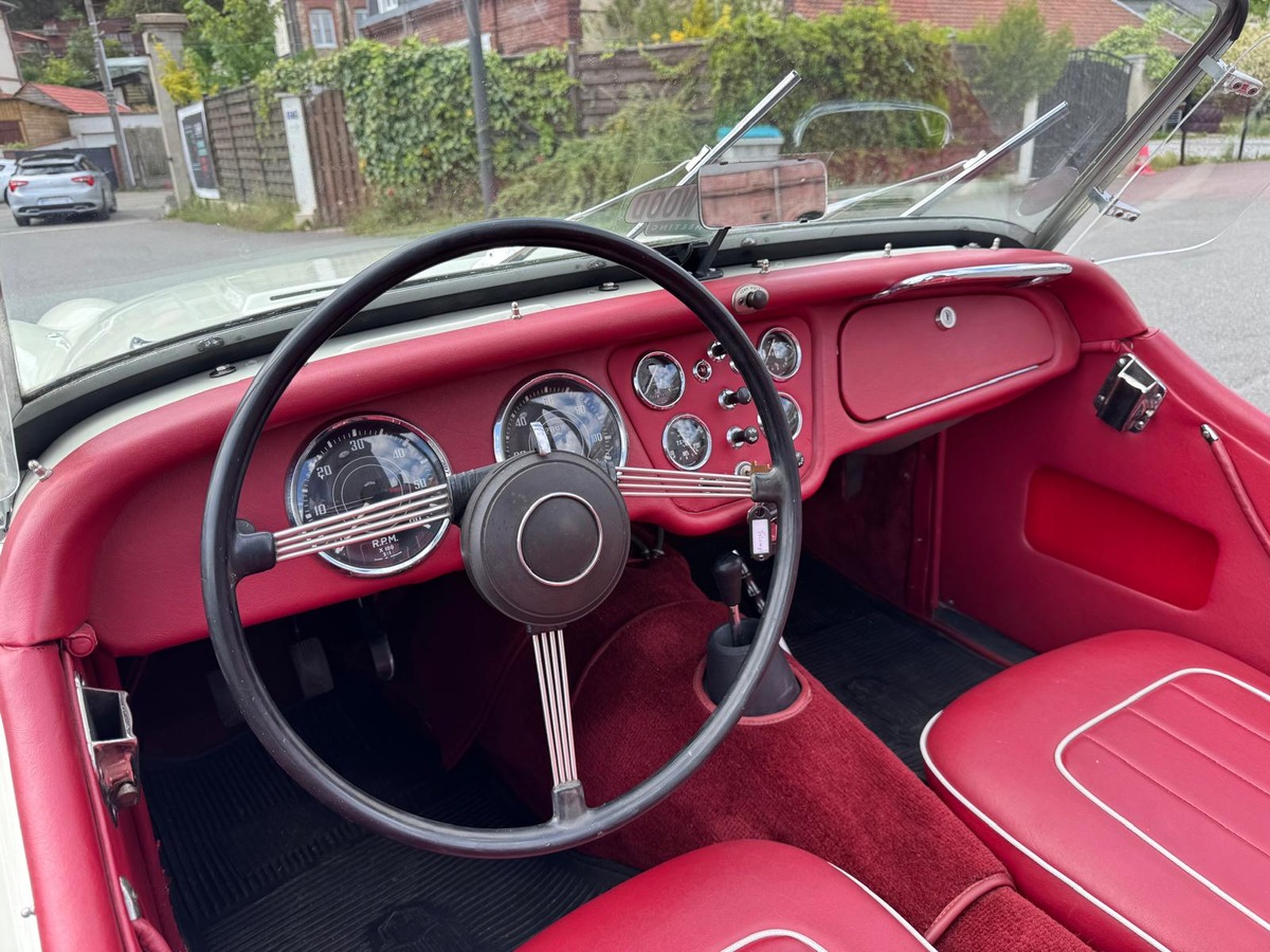 Triumph TR 3 "Petite bouche" 2.0 100cv 1957