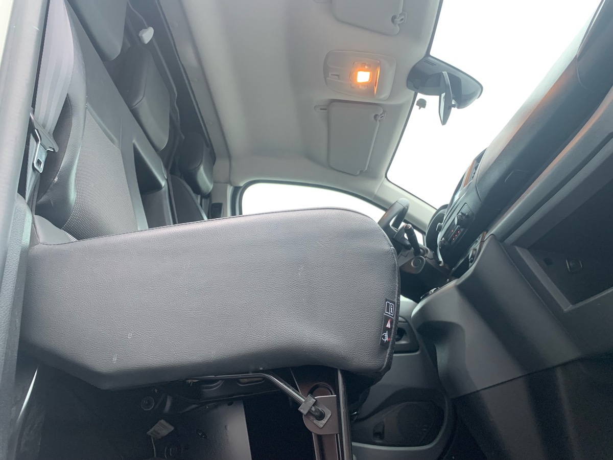 Toyota ProAce 180 ch | Business access | TVA Récupérable | 3 Places | Apple car play Android auto