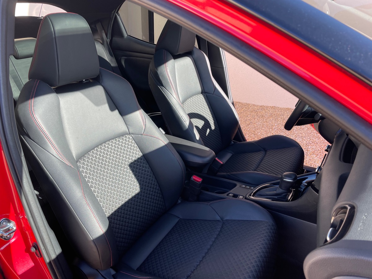 Toyota Yaris IV Hybride (116 ch)