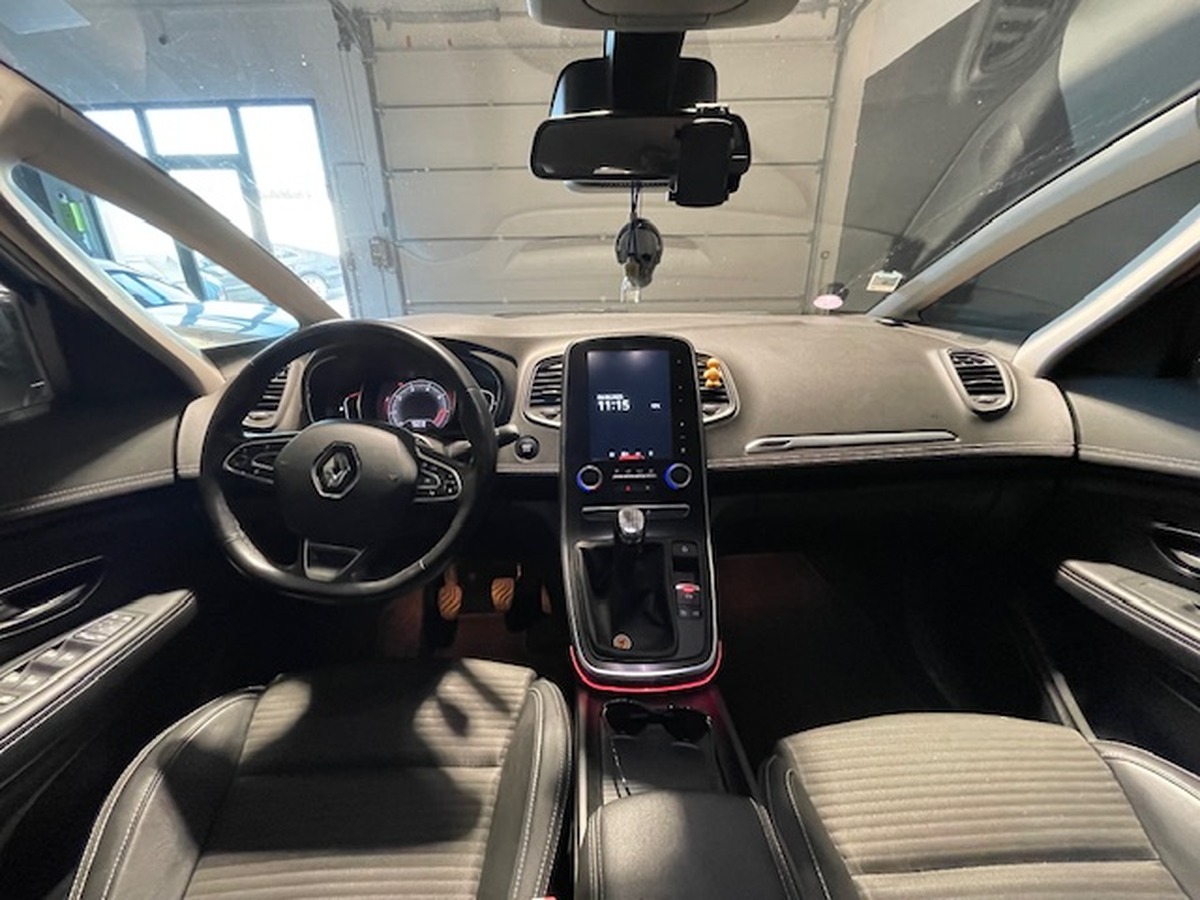 RENAULT Grand Scenic TCE 130CV INTENS