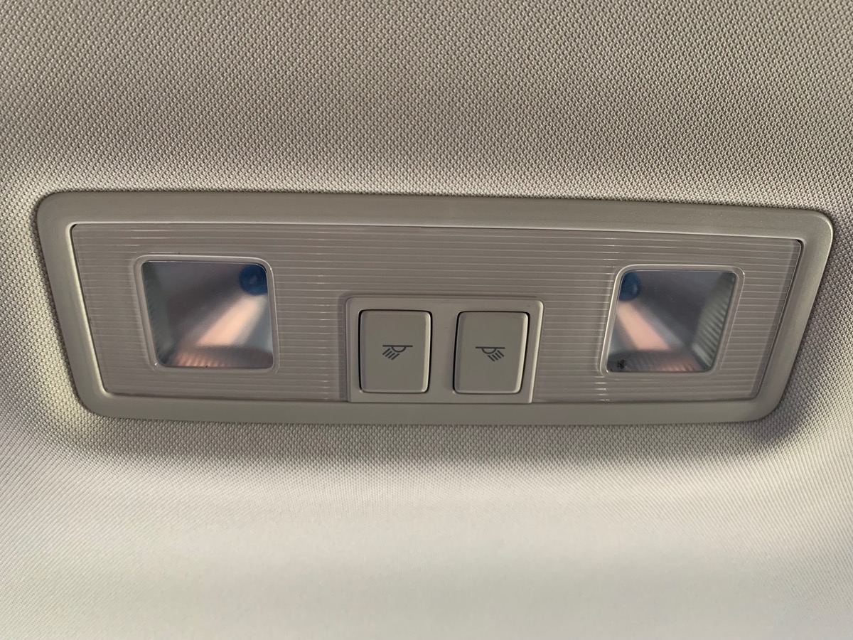 Volkswagen Touran 110 ch | 7 Places | Attelage | GPS | Radar de Stationnement Avant et Arriére