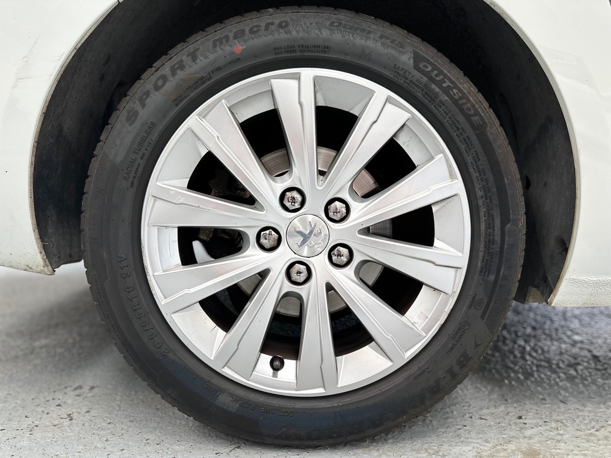 Peugeot 308 SW II (2) SW 1.5 BLUEHDI 100cv S&S STYLE