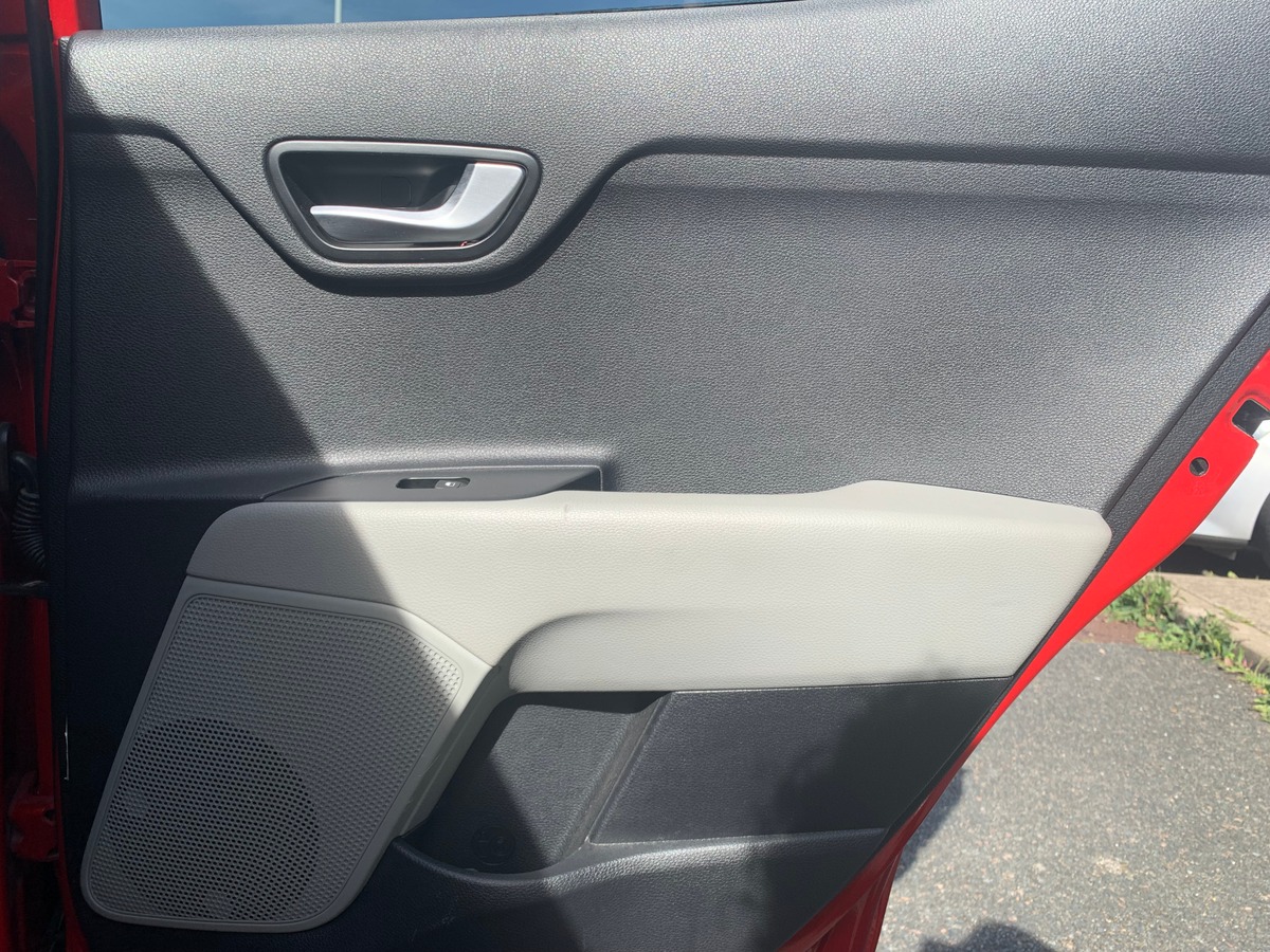 Kia Stonic 120 ch | Premium | Caméra recul | Régulateur vitesse | Apple car Play | Siéges chauffants