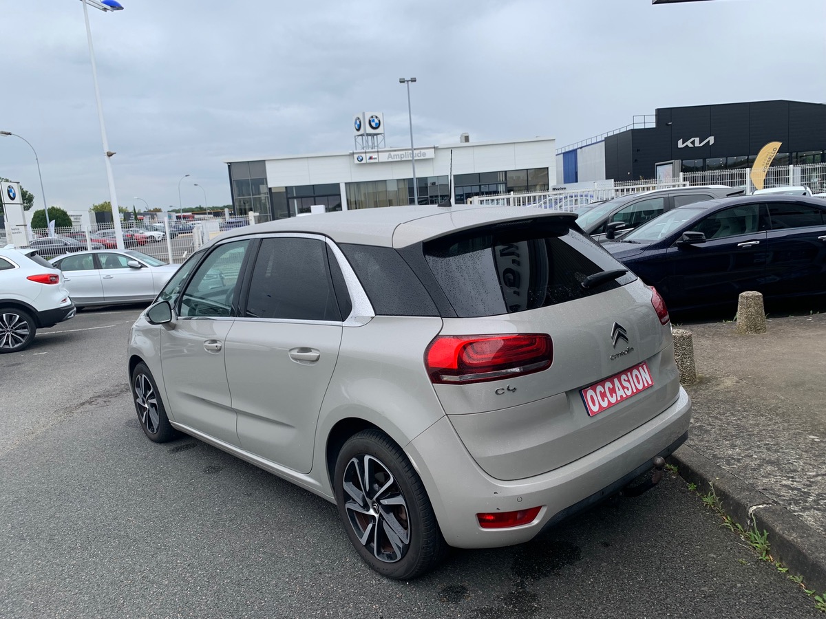 Citroën C4 Picasso FEEL | Mirror Screen | GPS Cartographique | Radar de station. AR & AV | Attelage.