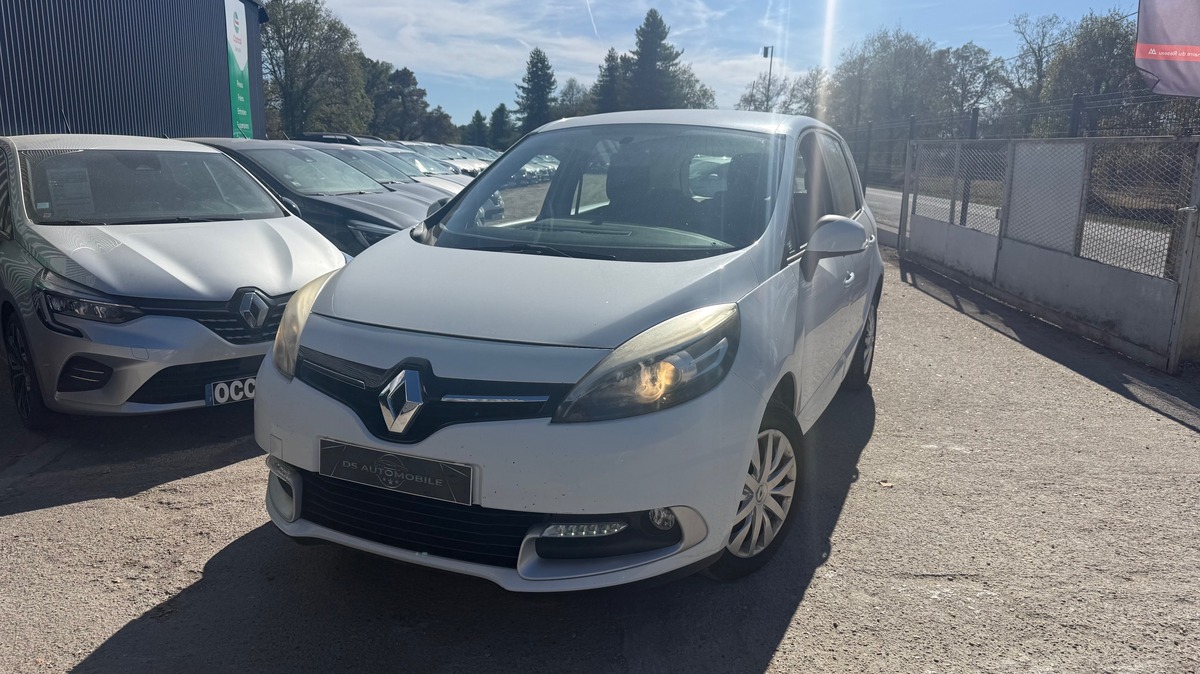 RENAULT Scenic III 3 tce 115 Chx business clim regulateur 124 100 Kms