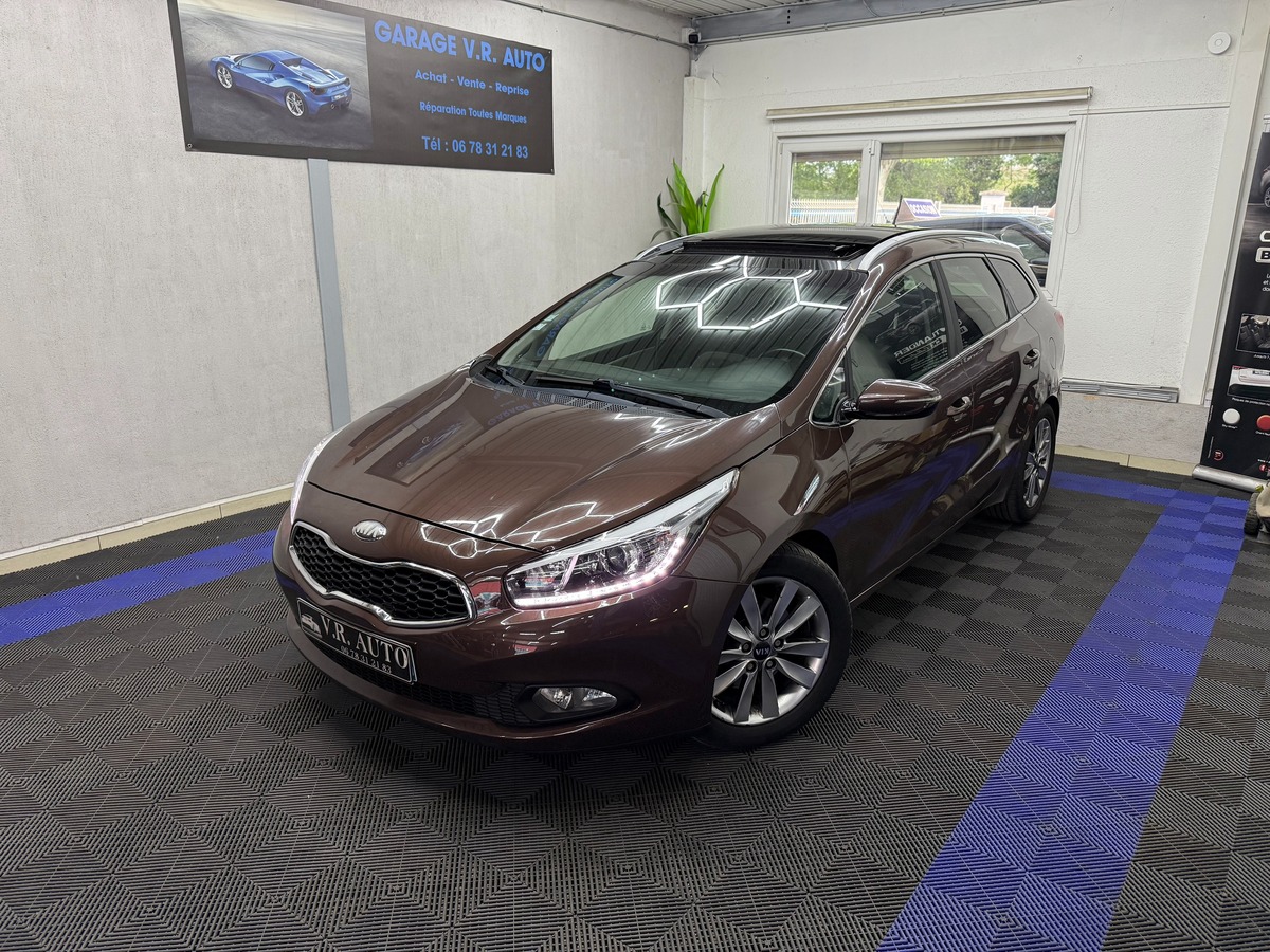 Kia Ceed II SW 1.6 CRDi 16V 128ch PREMIUM 1ERE MAIN GARANTI