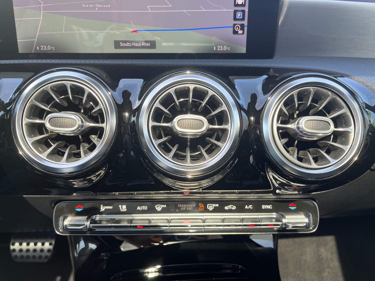 Mercedes-Benz Classe A 220 190ch 4Matic  AMG Line 7G-DCT, Suivi complet Mercedes, TO, Caméra 360°