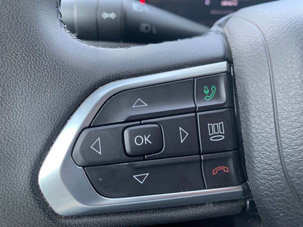 Jeep Compass 130 | (2) 1.6 MJET | Night Eagle | Attelage | GPS | Régulateur vitesse | Apple car Play