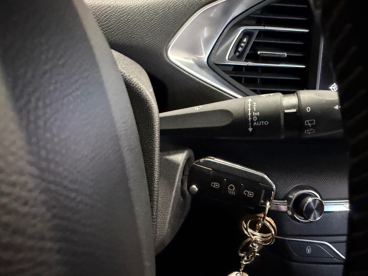 Peugeot 308 1.6 hdi 120ch Active Business