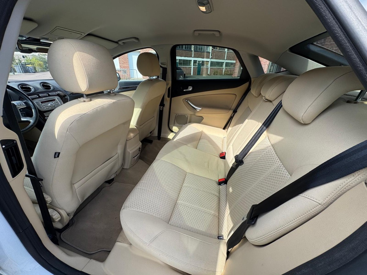 Ford Mondeo 2.0 TDCI 140cv Finition Ghia - Garantie