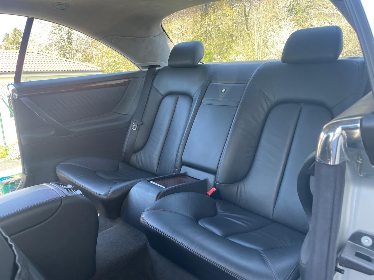 Mercedes-Benz Classe CL 500 V8 (306 ch)