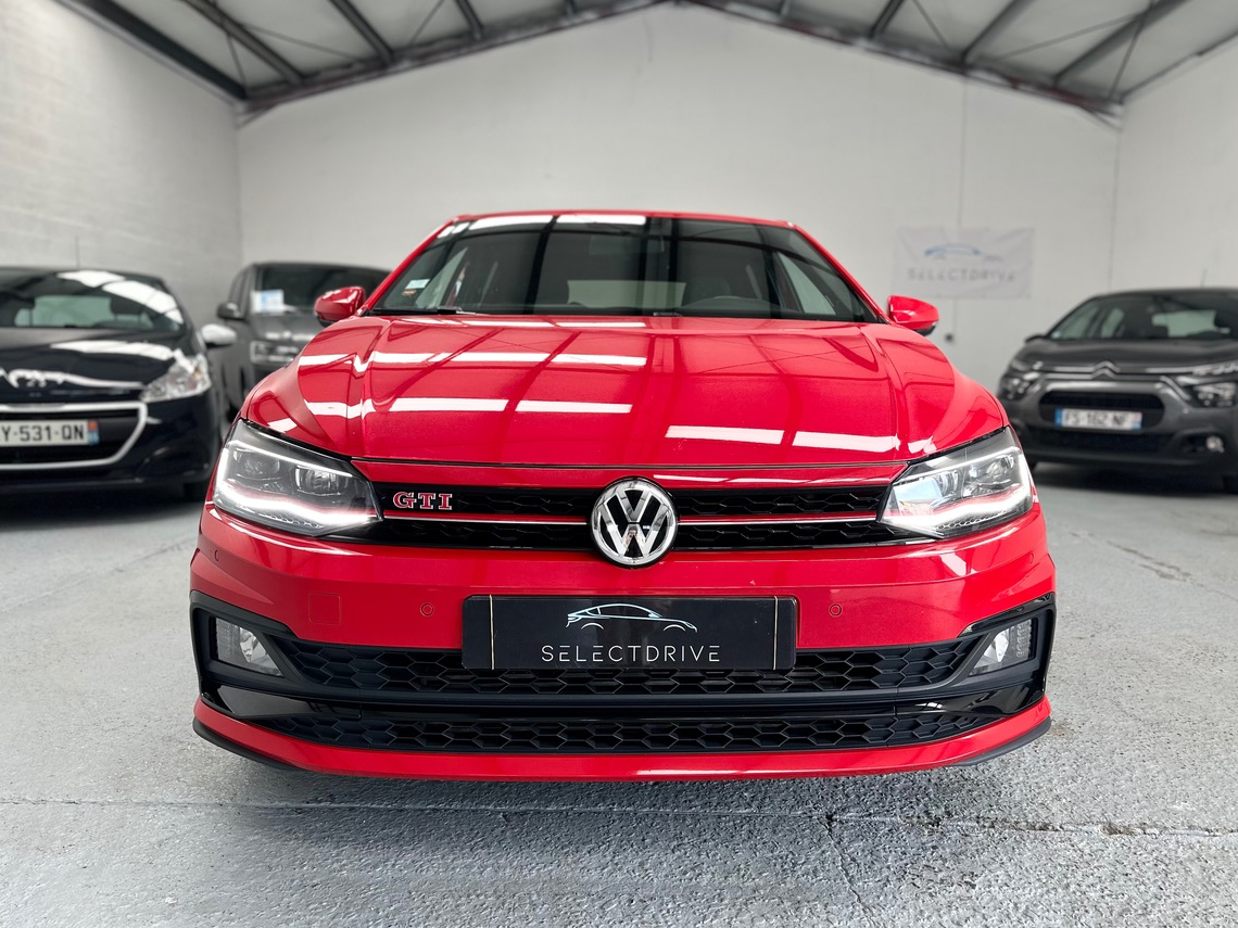 Volkswagen Polo VI GTI 2.0 TSI 200cv DSG6