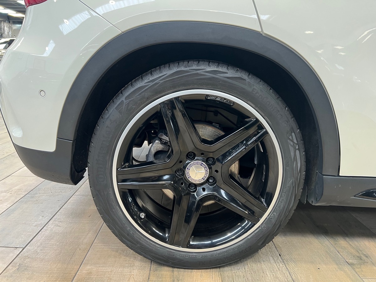 Mercedes-Benz Classe GLA 250 i 211 FASCINATION AMG 4MATIC 7G-DCT