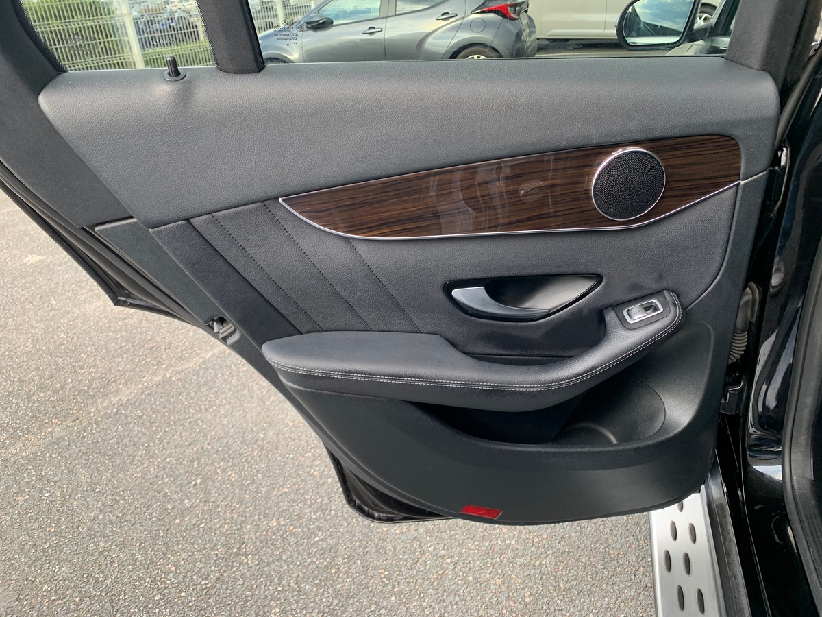 Mercedes-Benz Classe GLC 204 | Fascination | 4MATIC | Toit ouvrant panoramique | Cuir | Caméra recul