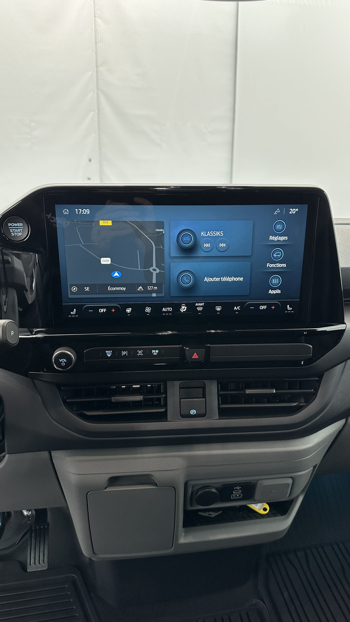 Ford TRANSIT CUSTOM 320 L2H1 2.0 EcoBlue 170ch MS-RT BVA8 AWD | 49600 euros hors taxes