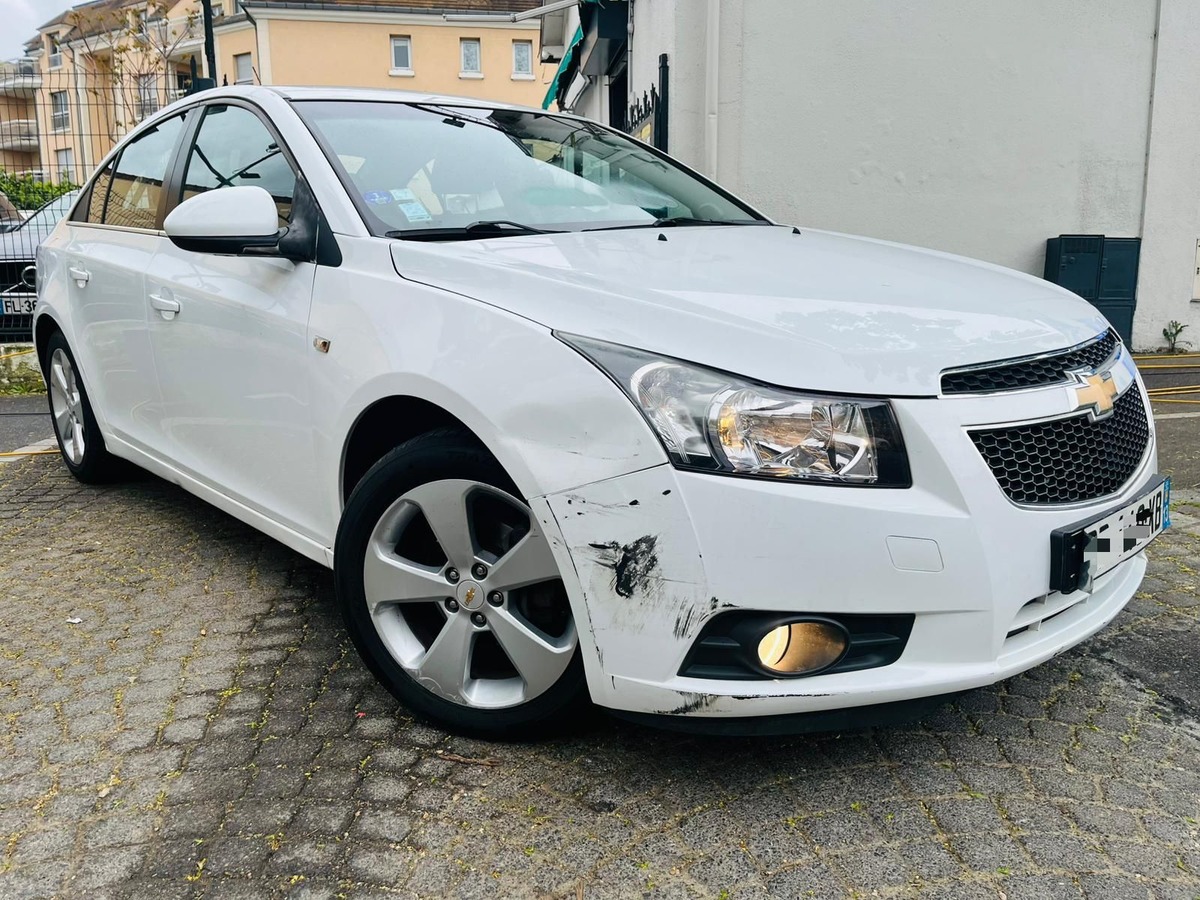 Chevrolet Cruze LT - 1.8 16V 140cv BV5 -  Crit' 1 / 3ème Main - Reprise Possible - 4xCB
