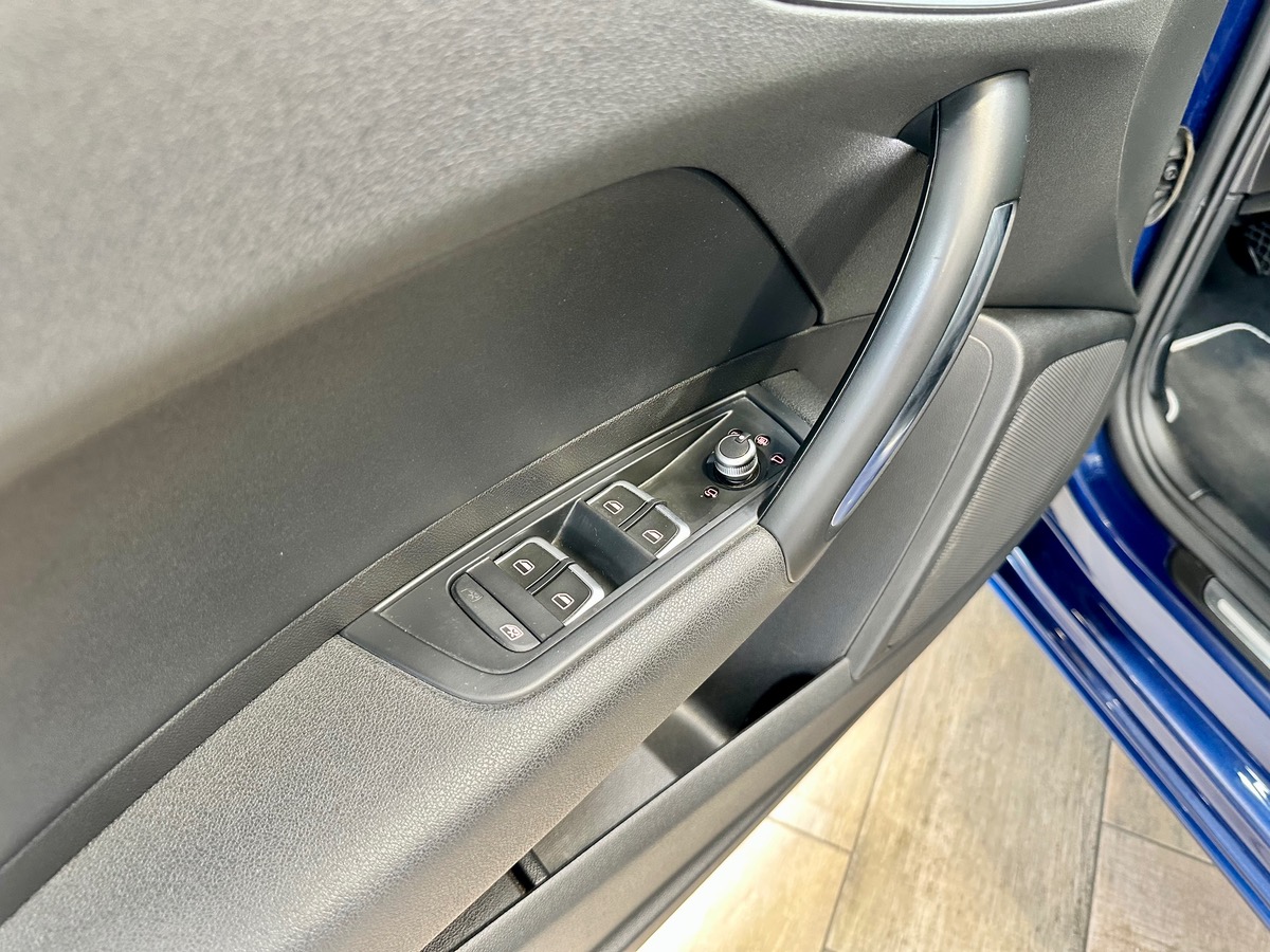 Audi A1 Sportback (2) 1.0 TFSI 95 Ultra Ambition Luxe Options++ TO a