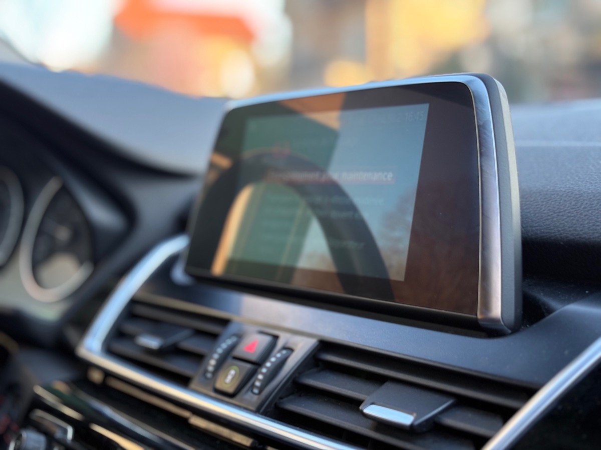 Bmw Série 2 Active (F45) Tourer 225xe 1.5 i 12V 225 Hybrid 4x4 136 cv Boîte auto