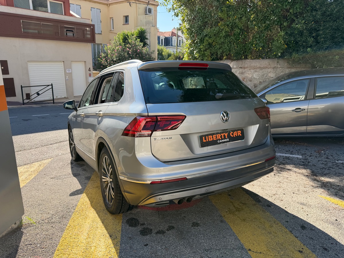 Volkswagen Tiguan 1.4 TSI 150 CV / Carat / Toit Ouvrant / Caméra /Virtual/  Voyant SOS