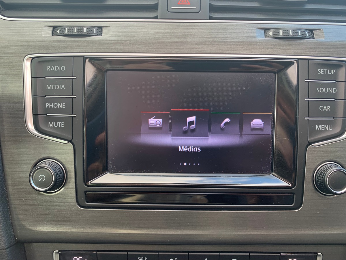 Volkswagen GOLF 7 105 ch | Confortline | Toit ouvrant | Régulateur de vitesse | Radar avant et arriére