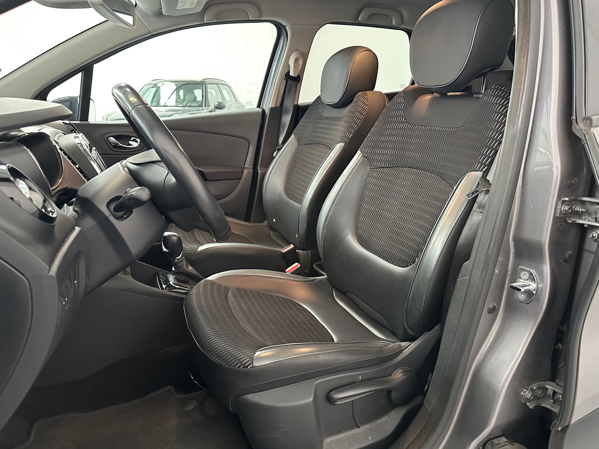 RENAULT Captur 1.2 TCE 120 ENERGY INTENS EDC