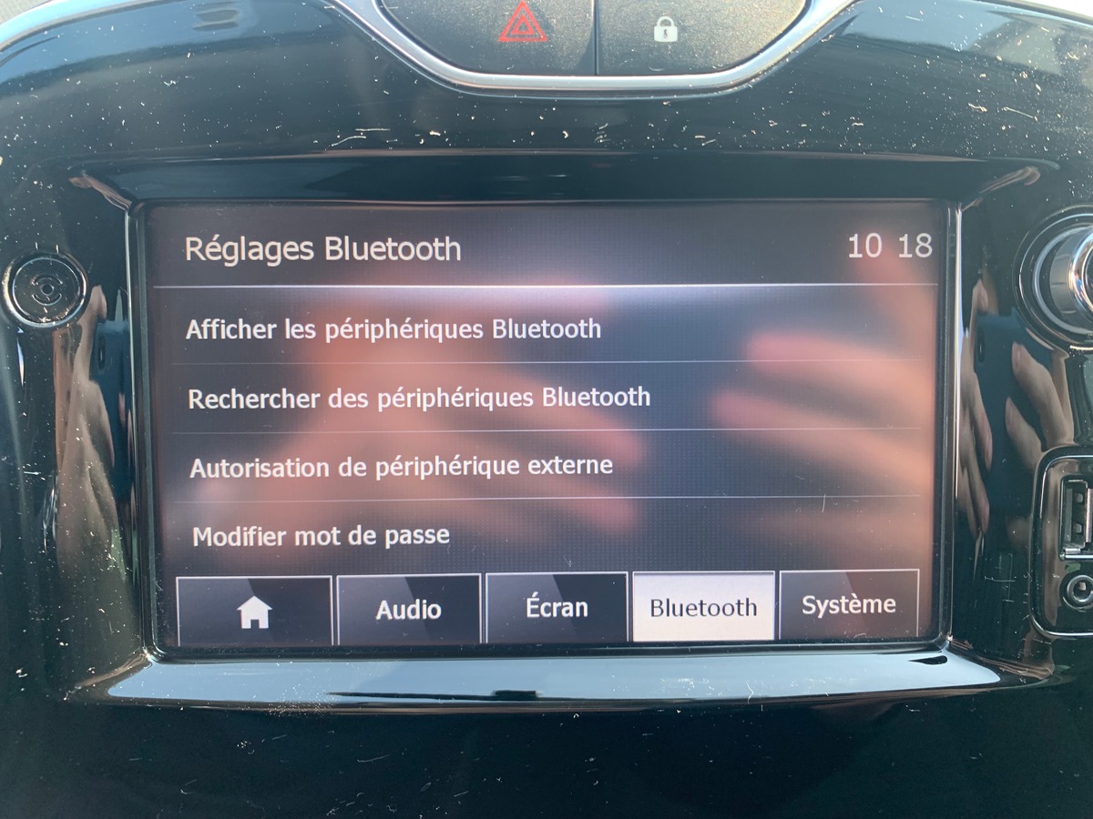 RENAULT Clio IV 75 chevaux | Limited | Caméra de recul | GPS | Bluetooth | Régulateur de vitesse