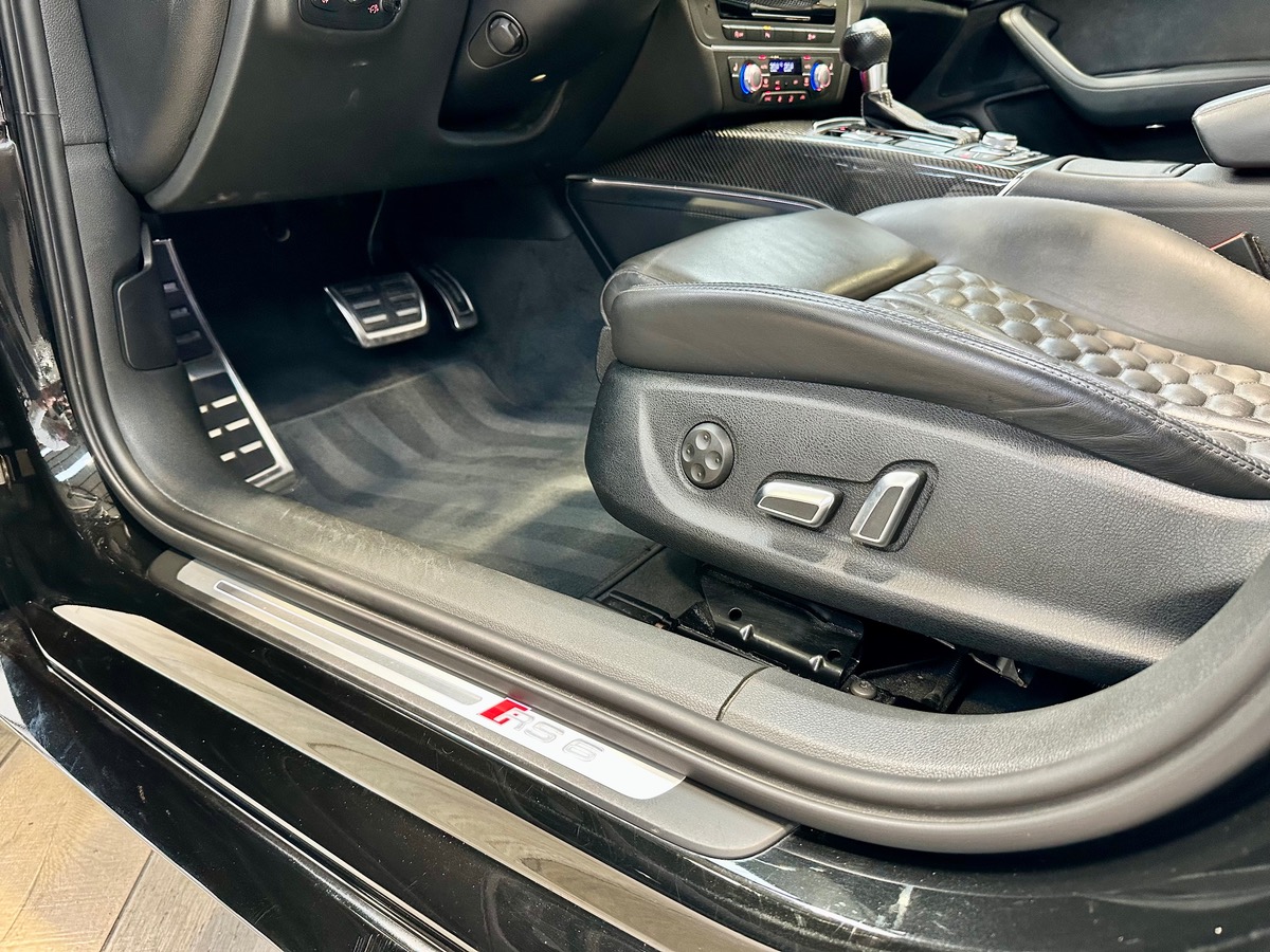 Audi RS6 Avant III (2) V8 4.0 TFSI 605 Performance Options+++ c
