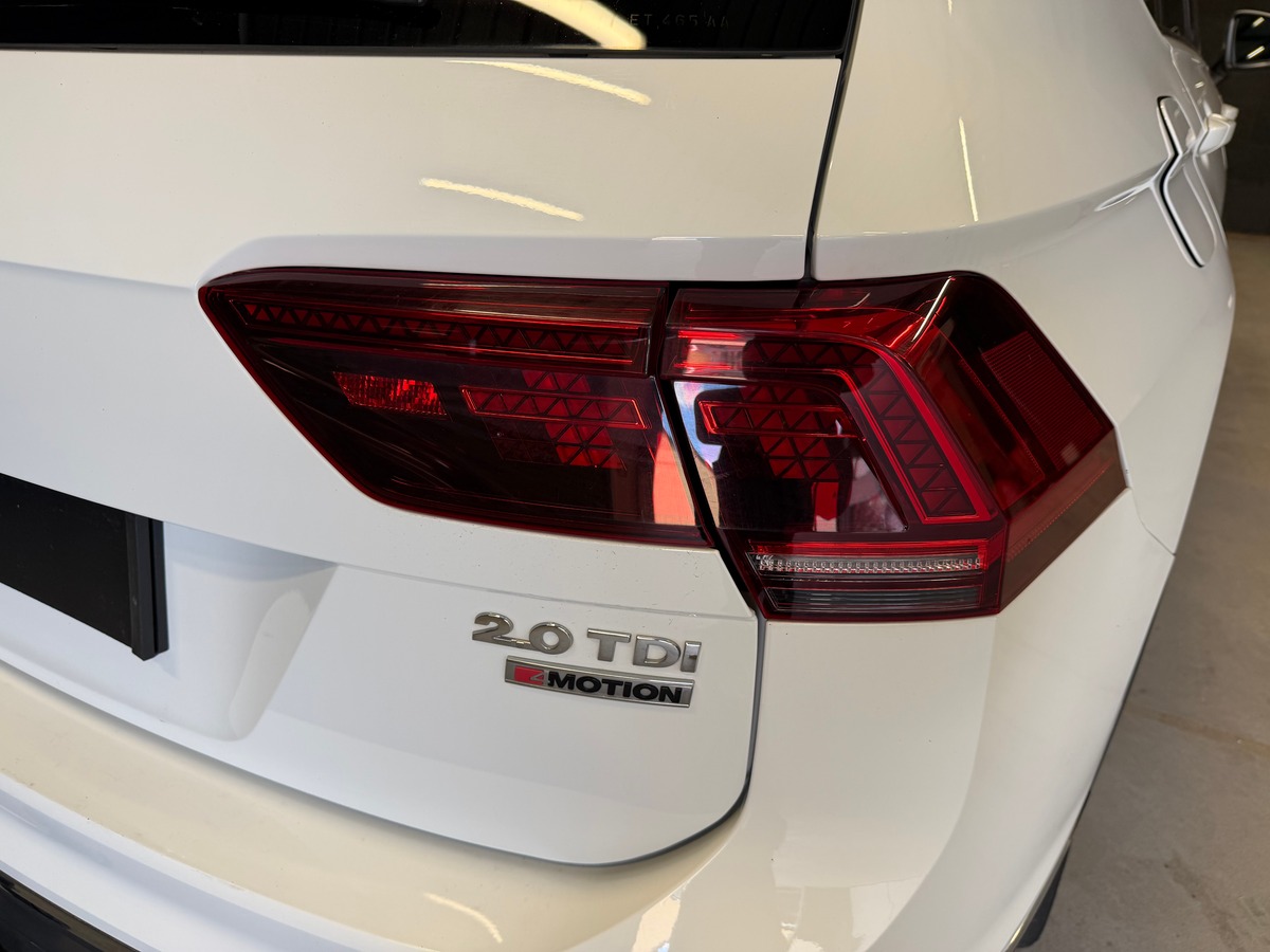 Volkswagen Tiguan ALLSPACE 2.0 tdi 4 MOTION CARAT FULL CockPit / Toit Panoramique Ouvrant