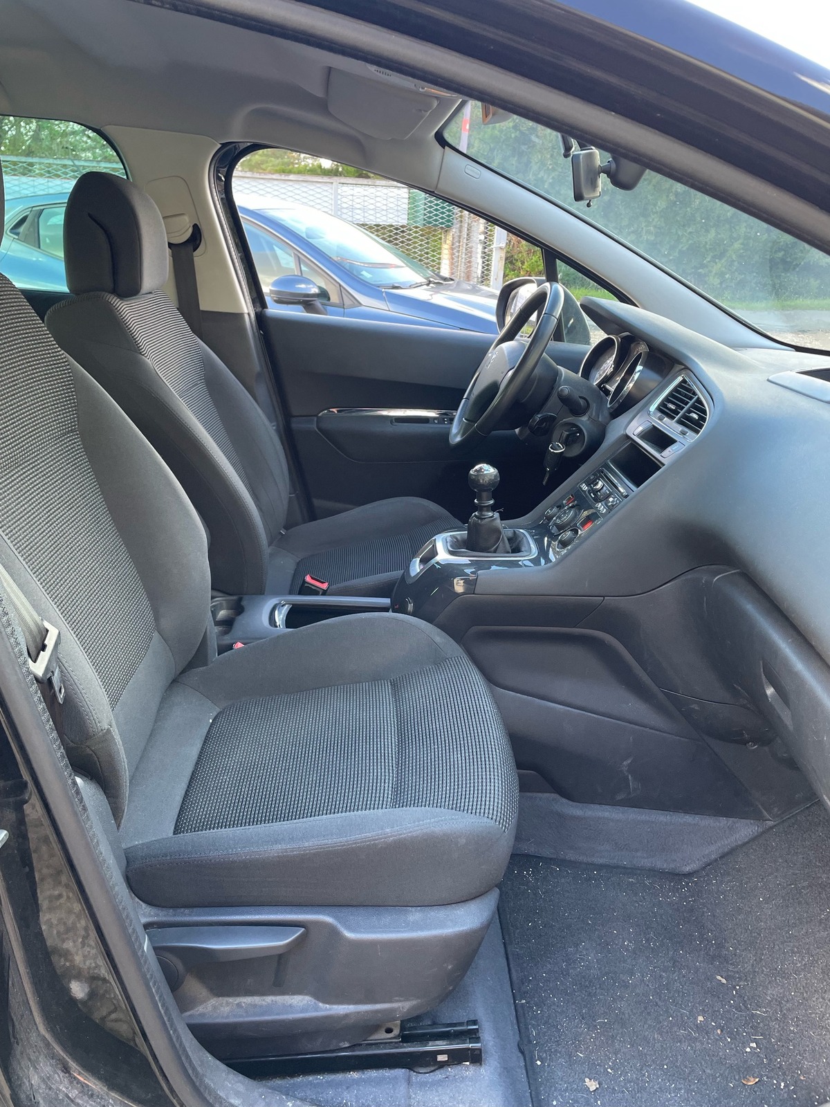 Peugeot 5008 1.6 hdi 115 Chx 7 PLACES 2015 GPS 156600 Kms