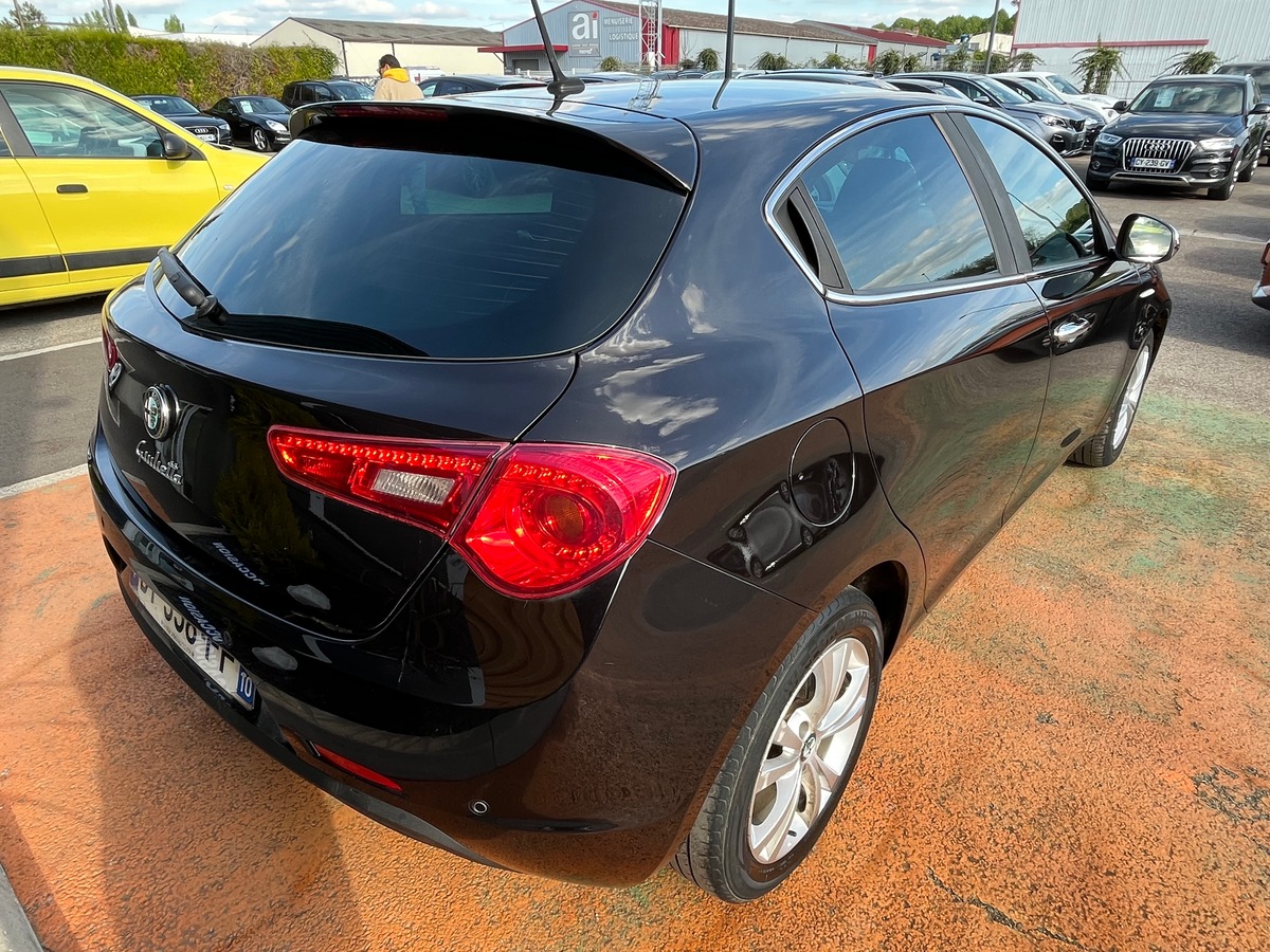 Alfa Romeo Giulietta III Phase 2 1.6 JTDm S&S 105 ch