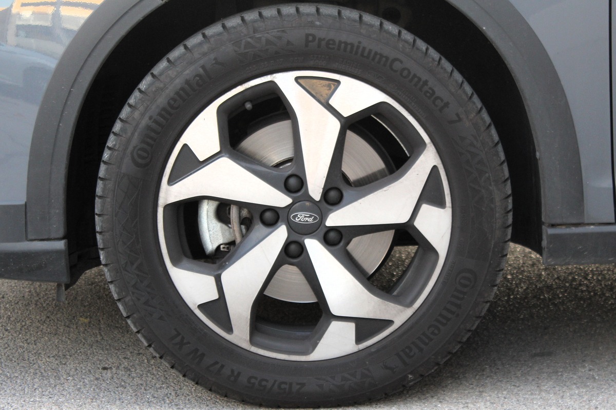 Ford Tourneo CONNECT III 2.0 ECOBLUE 122 ch  ACTIVE DSG 7 - 5 PLACES + CARPLAY