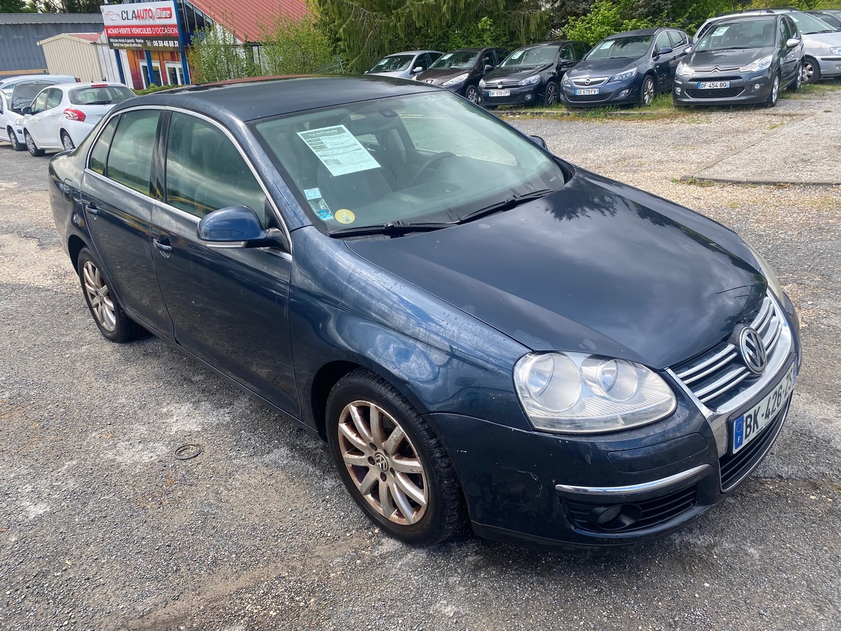 Volkswagen Jetta 2.0 tdi 140cv dsg 209015km