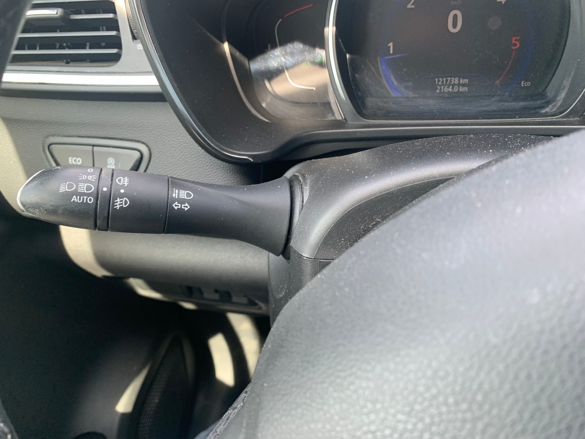 RENAULT Kadjar 130 | Intens | Caméra recul | Régulateur vitesse | Attelage amovible | Roue secours