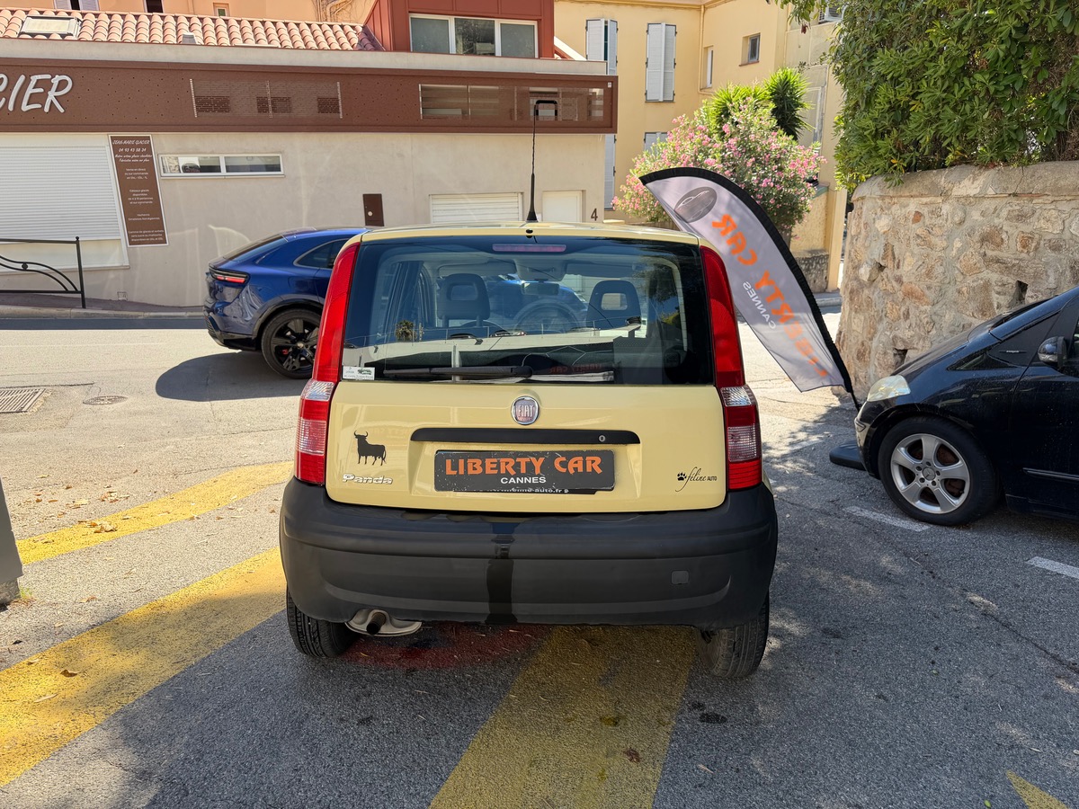 Fiat Panda 1.2 69 CV / 1 er Main / Km Réel / 5 Portes
