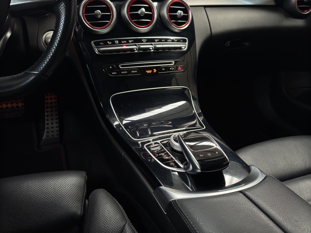 Mercedes Benz Classe C 400 V6 4MATIC 333CV AMG-LINE TO/HUD/ATTELAGE/BURMESTER/ CAM  FULL