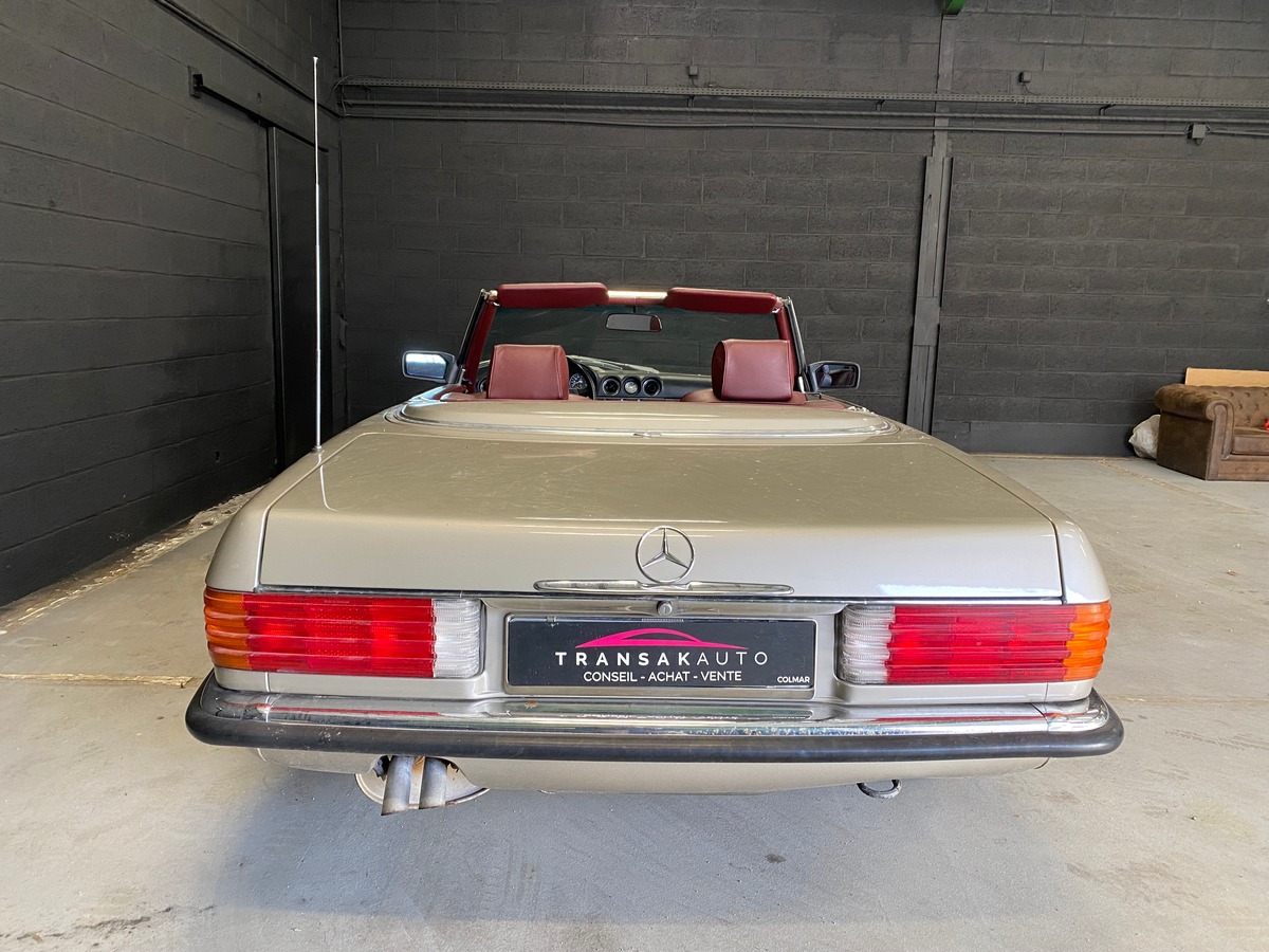 Mercedes-Benz Classe SL 560 v8 cabriolet w 107
