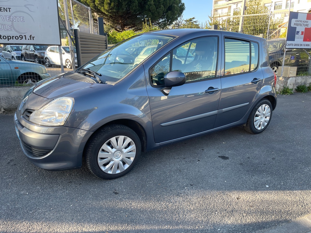 RENAULT Modus 1.2 16V 75 EXPRESSION 5P
