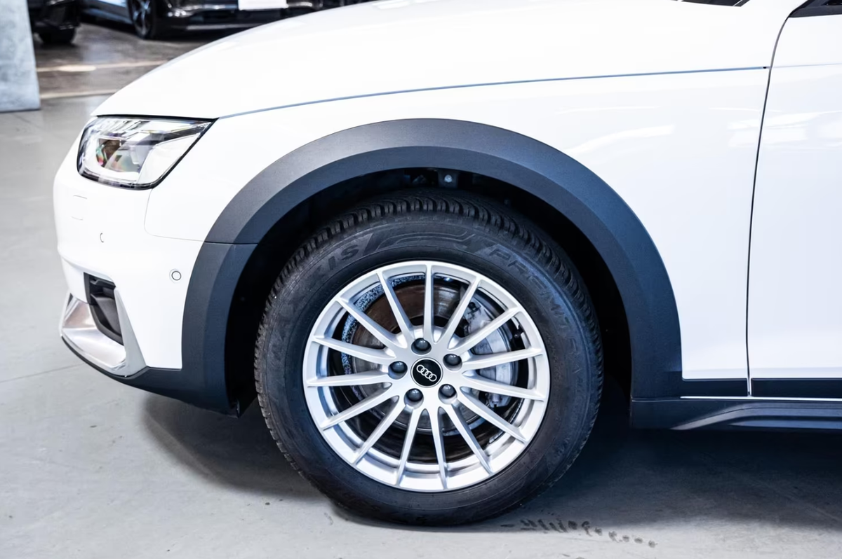 Audi A4 Allroad V 40 TDI 204ch Avus quattro S tronic 7