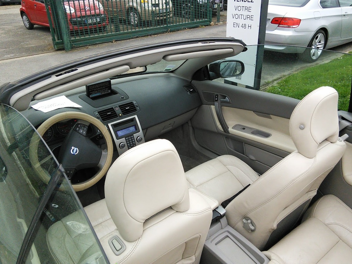 Volvo C70 CC 2.0 D Powershift 136 cv Boîte auto